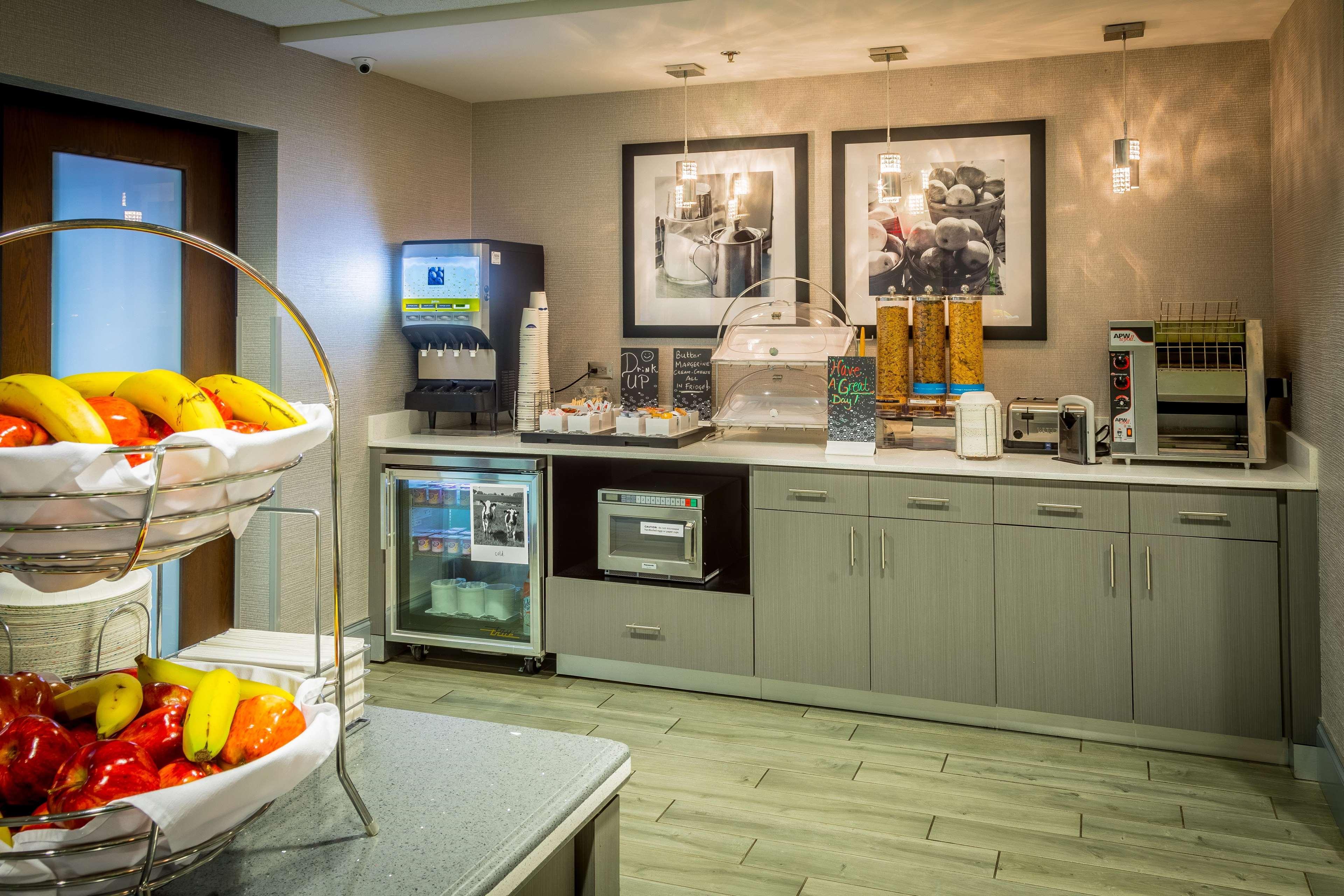 Hampton Inn & Suites Dublin Zewnętrze zdjęcie